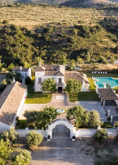 Large Villas - Luxury Villas for rent